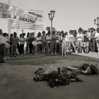 1979an Guardia Zibilak hil zuen Gladys del Estali omenaldiaTuteran.

Kutxateka.eus web gunetik jasotako irudia.

Bilduma:56608243