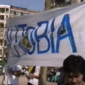 1991-Egiako-Gaztetxea-Pankarta-Autobia-ez-FRAME