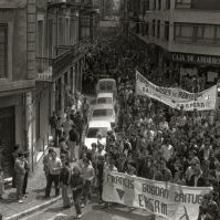 Oreretan, Gladys del Estalen heriotza saltzeko manifestazioa.

Kutxateka.eus web gunetik jasotako irudia.
Bilduma:36462049